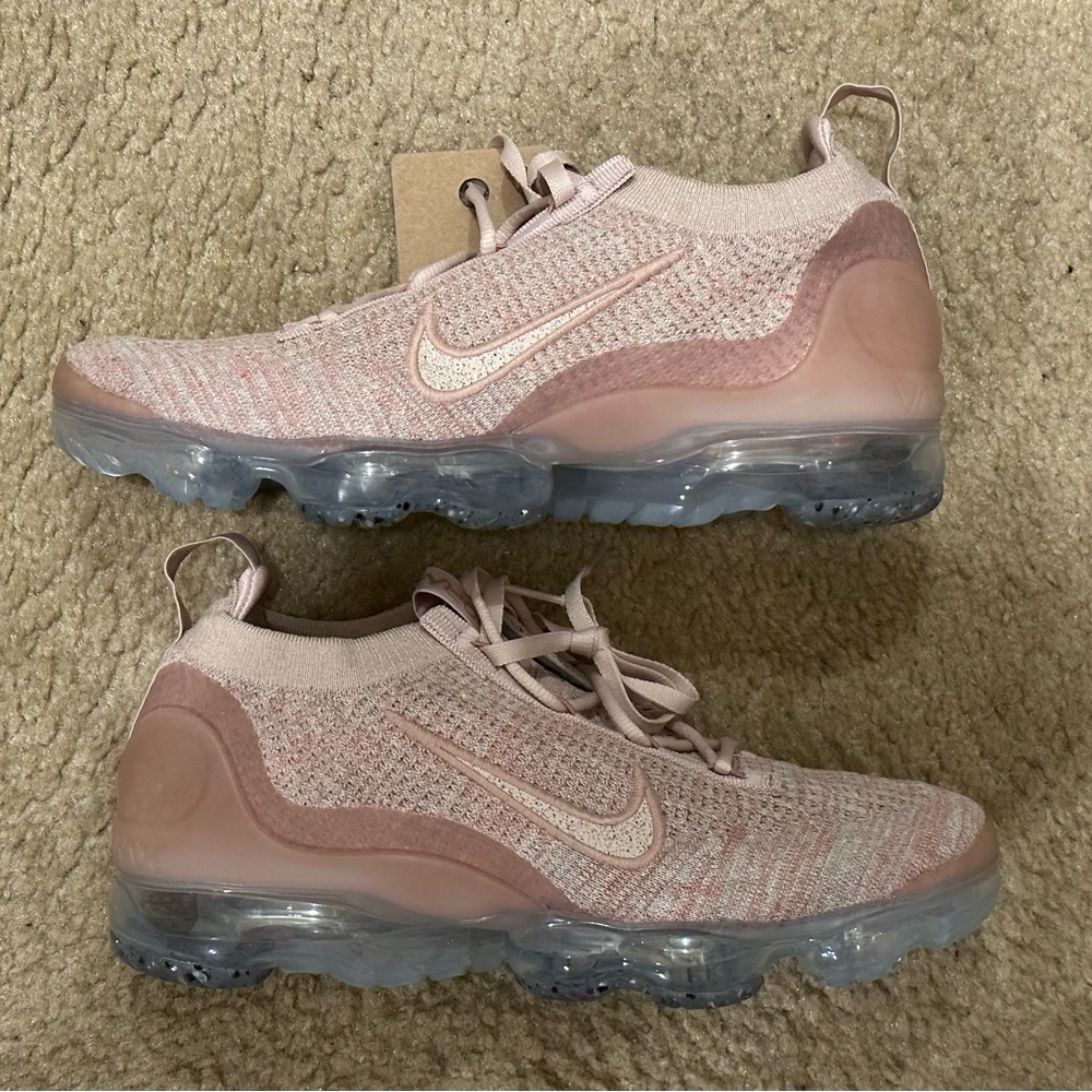 Nike Air VaporMax Flyknit 2021 Pink Oxford Sz 5.5 Women NWT